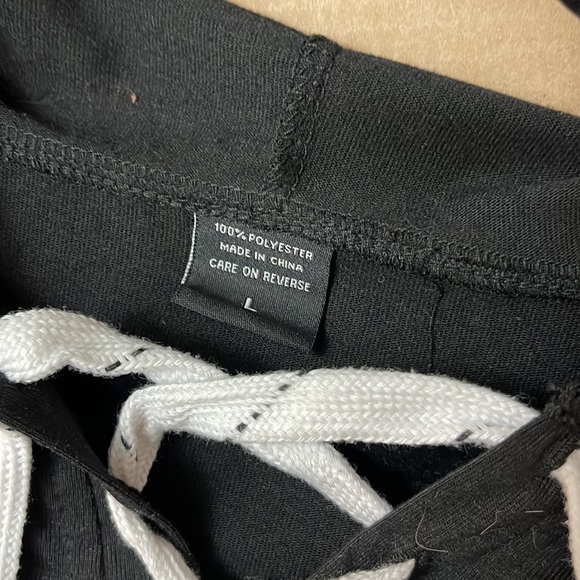 Golden Knights Pull Over Sweater - Picture 4 of 4